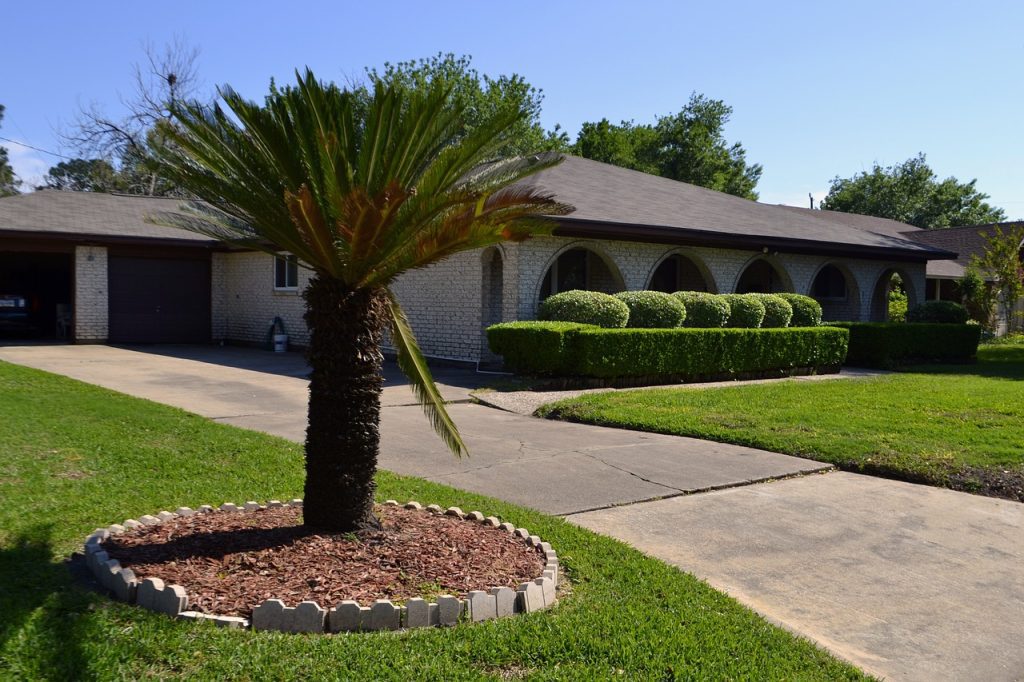 Michigan Garage Door Installation and Repair