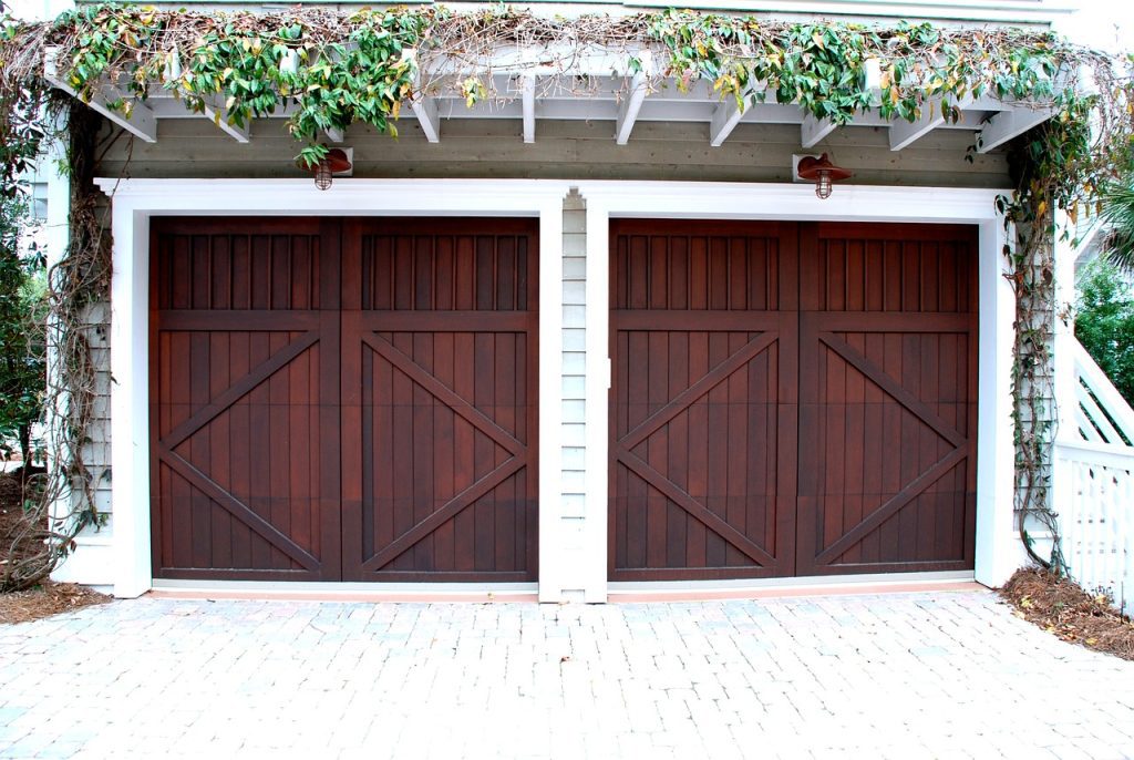 Michigan Garage Door Installation and Repair