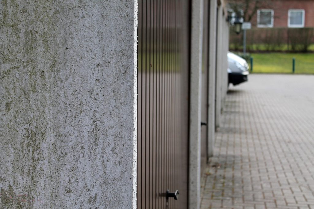 Michigan Garage Door Installation and Repair