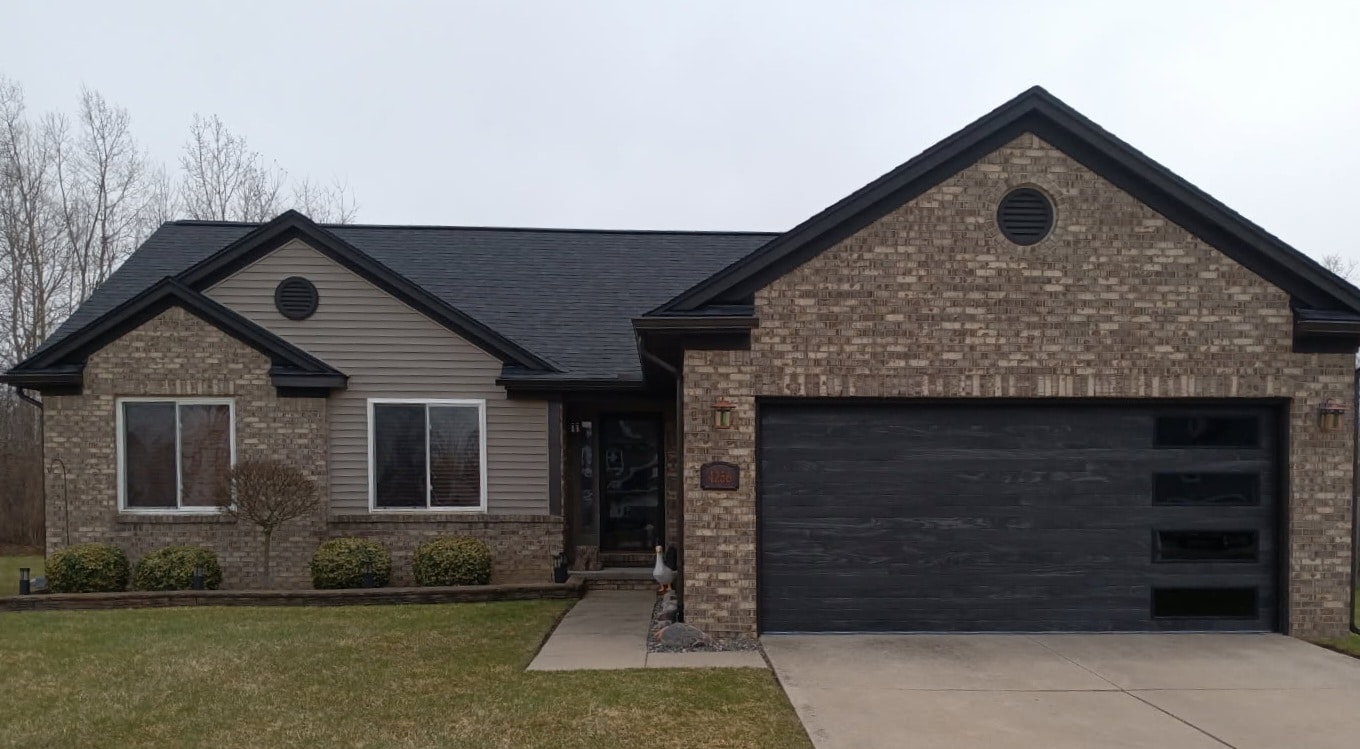 garage door repair in Lansing home